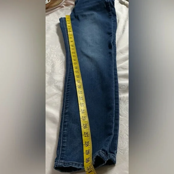 Kut from the Kloth High Rise Skinny Jeans Size 10 - Picture 16 of 16